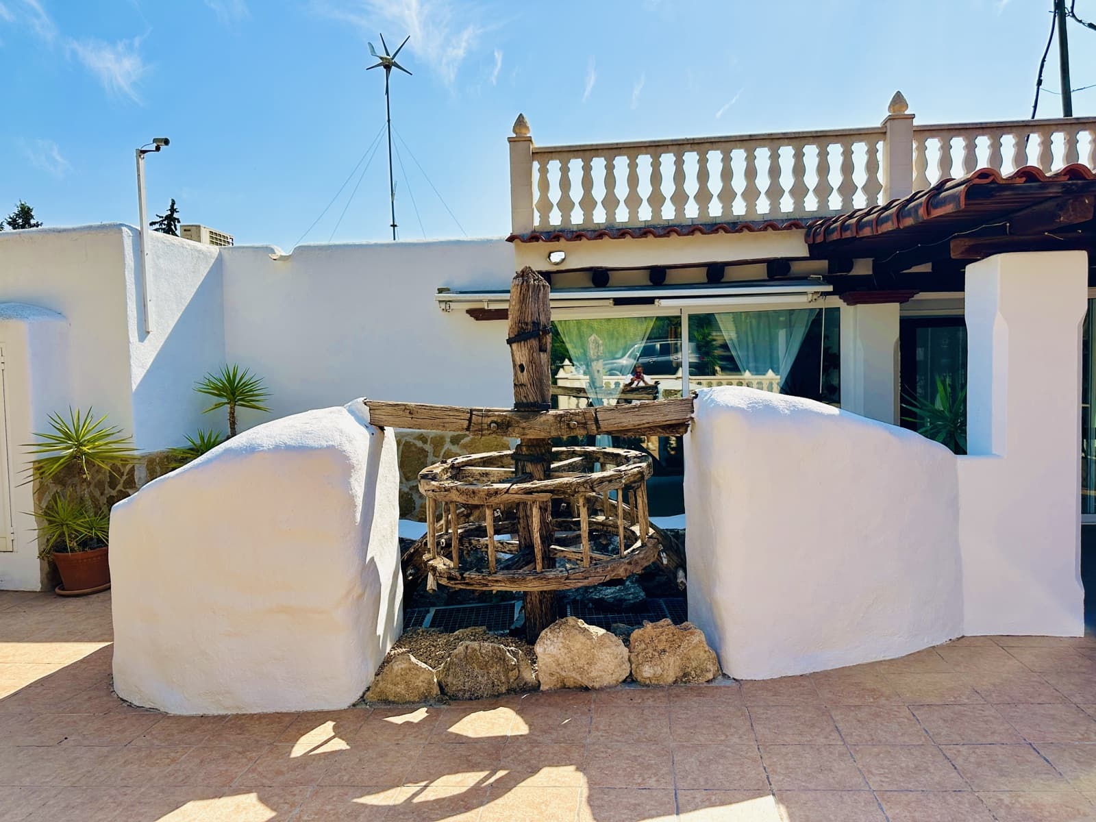 6 soveværelse Finca/Landehus til salg i Sant Joan de Labritja med swimmingpool garage - € 2.300.000 (Ref: 9165418)