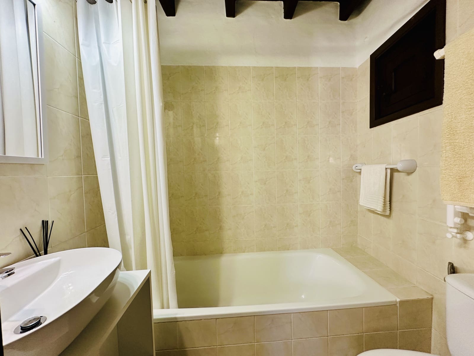 6 soveværelse Finca/Landehus til salg i Sant Joan de Labritja med swimmingpool garage - € 2.300.000 (Ref: 9165418)