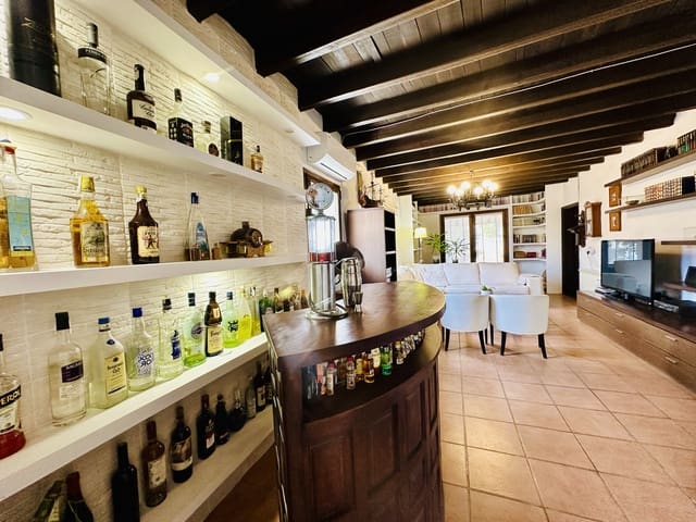 6 soverom Finca/Herregård til salgs i Sant Joan de Labritja med svømmebasseng garasje - € 2 300 000 (Ref: 9165418)