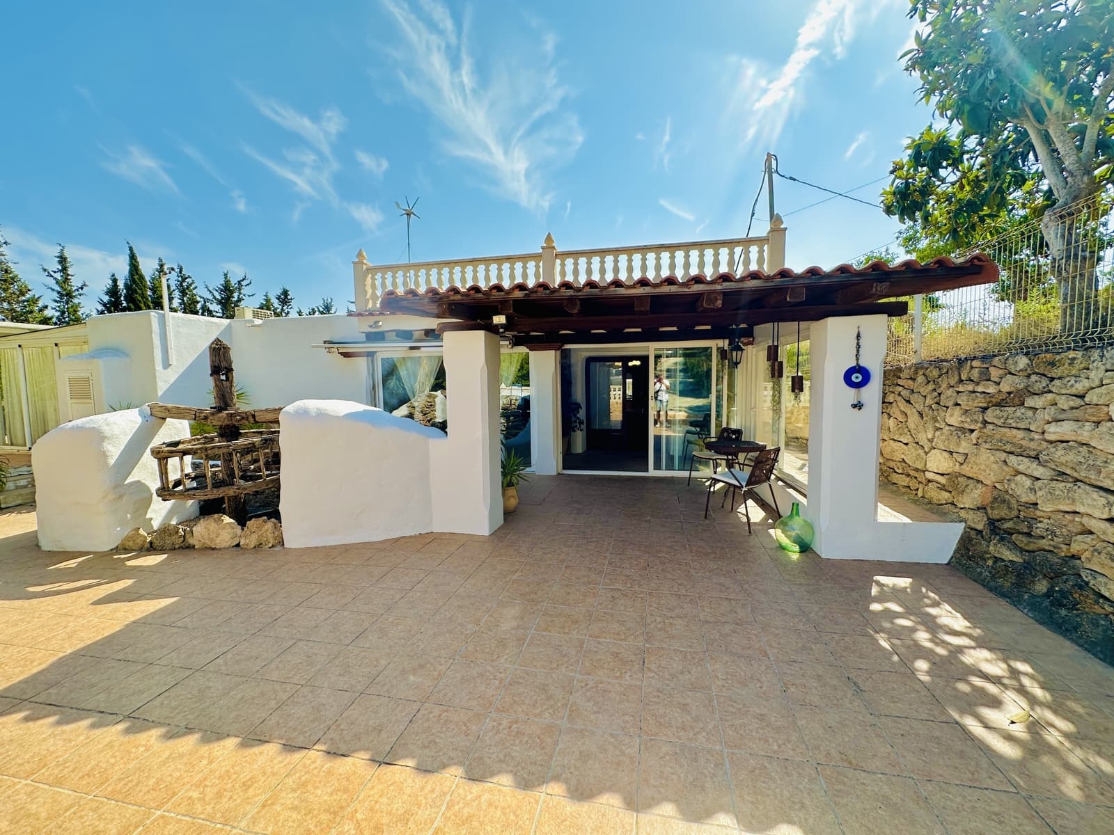 6 soveværelse Finca/Landehus til salg i Sant Joan de Labritja med swimmingpool garage - € 2.300.000 (Ref: 9165418)