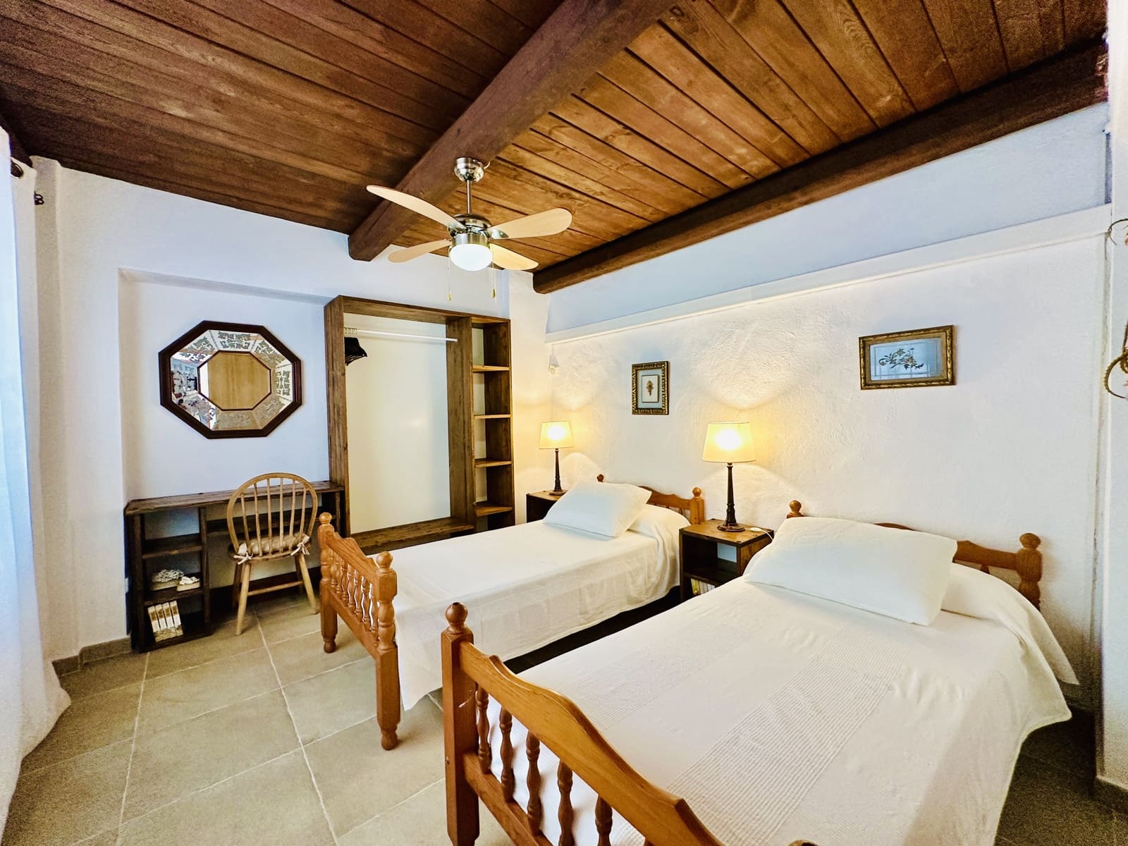 6 soveværelse Finca/Landehus til salg i Sant Joan de Labritja med swimmingpool garage - € 2.300.000 (Ref: 9165418)