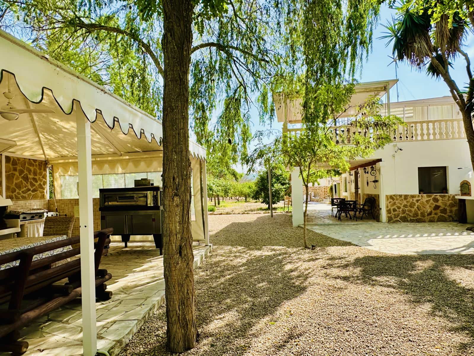 6 soveværelse Finca/Landehus til salg i Sant Joan de Labritja med swimmingpool garage - € 2.300.000 (Ref: 9165418)