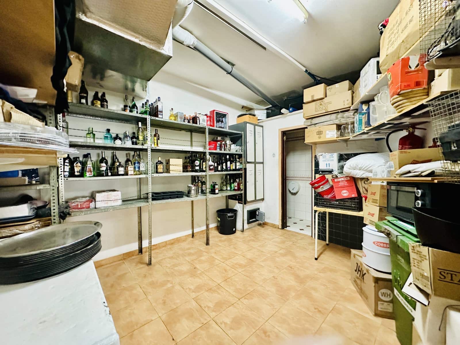 Commercial for sale in San Jose / Sant Josep de Sa Talaia - € 750,000 (Ref: 9216925)