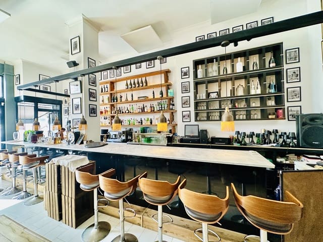 Commercieel te huur in Santa Eulalia / Santa Eularia - € 2.500 (Ref: 9248405)