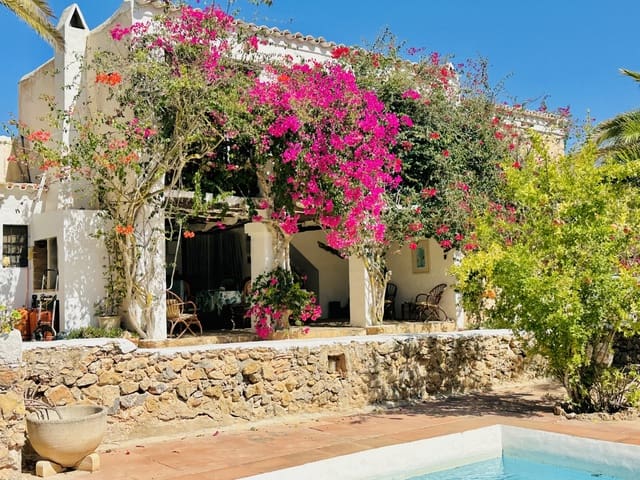 5 soverom Finca/Herregård til salgs i San Jose / Sant Josep de Sa Talaia med svømmebasseng garasje - € 3 300 000 (Ref: 9265626)