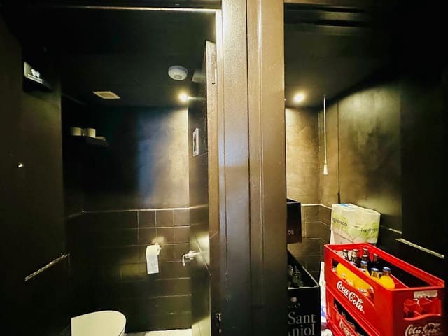 Local Comercial en Ibiza / Eivissa ciudad en alquiler - 1.750 € (Ref: 9282685)