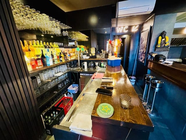 Local Comercial en Ibiza / Eivissa ciudad en alquiler - 1.750 € (Ref: 9282685)