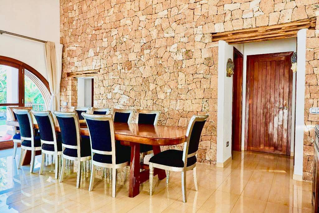 5 camera da letto Villa da affittare in Santa Eulalia / Santa Eularia con piscina garage - 10.500 € (Rif: 9341749)