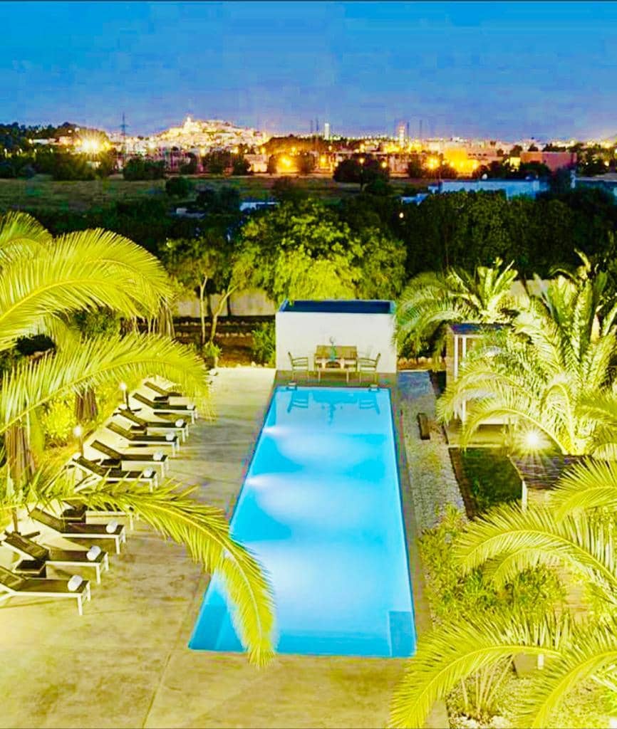 5 camera da letto Villa da affittare in Santa Eulalia / Santa Eularia con piscina garage - 10.500 € (Rif: 9341749)