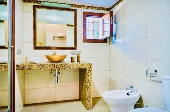 5 camera da letto Villa da affittare in Santa Eulalia / Santa Eularia con piscina garage - 10.500 € (Rif: 9341749)