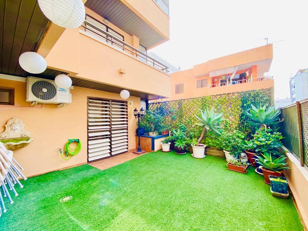 3 soveværelse Lejlighed til salg i Ibiza by - € 650.000 (Ref: 9352952)