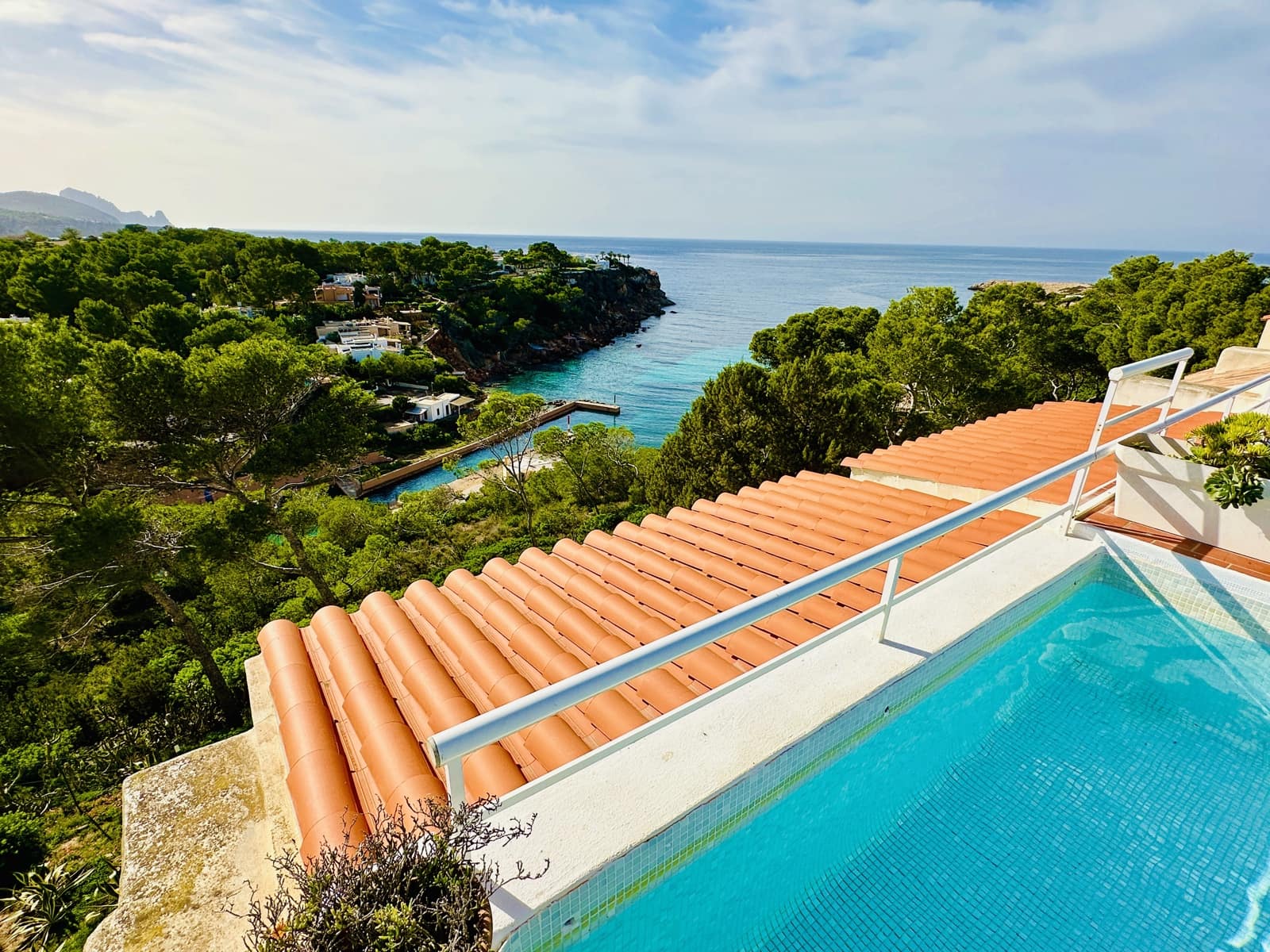 1 soveværelse Lejlighed til salg i San Jose / Sant Josep de Sa Talaia med swimmingpool - € 440.000 (Ref: 9388835)