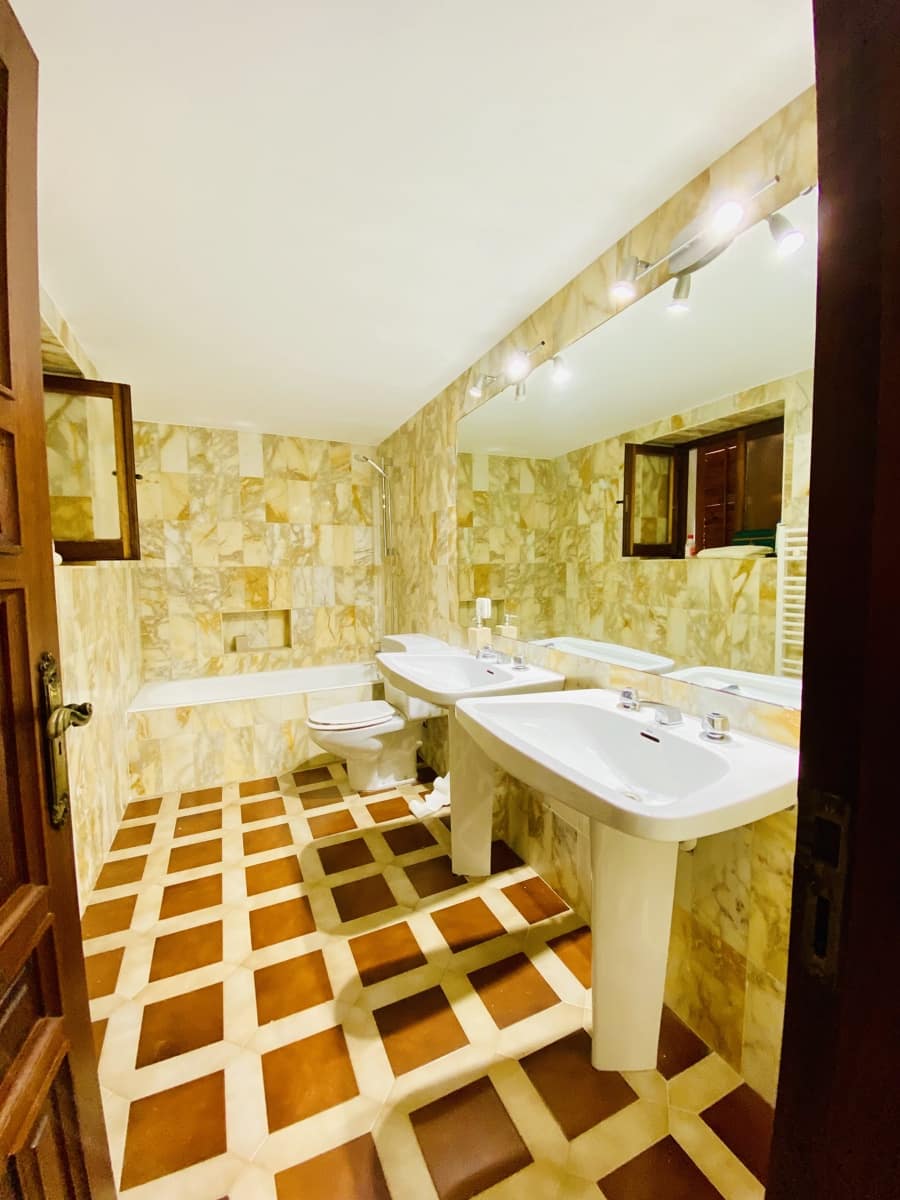 Chalet de 7 habitaciones en Sant Joan de Labritja en alquiler con piscina garaje - 6.700 € (Ref: 9467913)