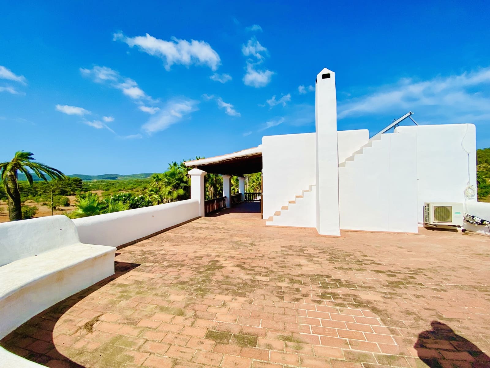 Chalet de 7 habitaciones en Sant Joan de Labritja en alquiler con piscina garaje - 6.700 € (Ref: 9467913)