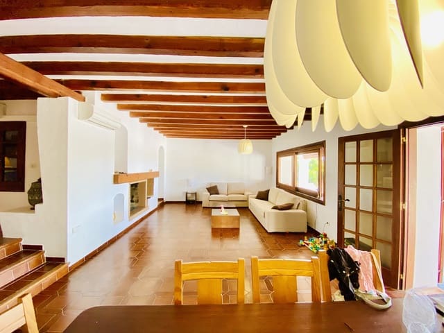 Chalet de 7 habitaciones en Sant Joan de Labritja en alquiler - 6.700 € (Ref: 9467913)