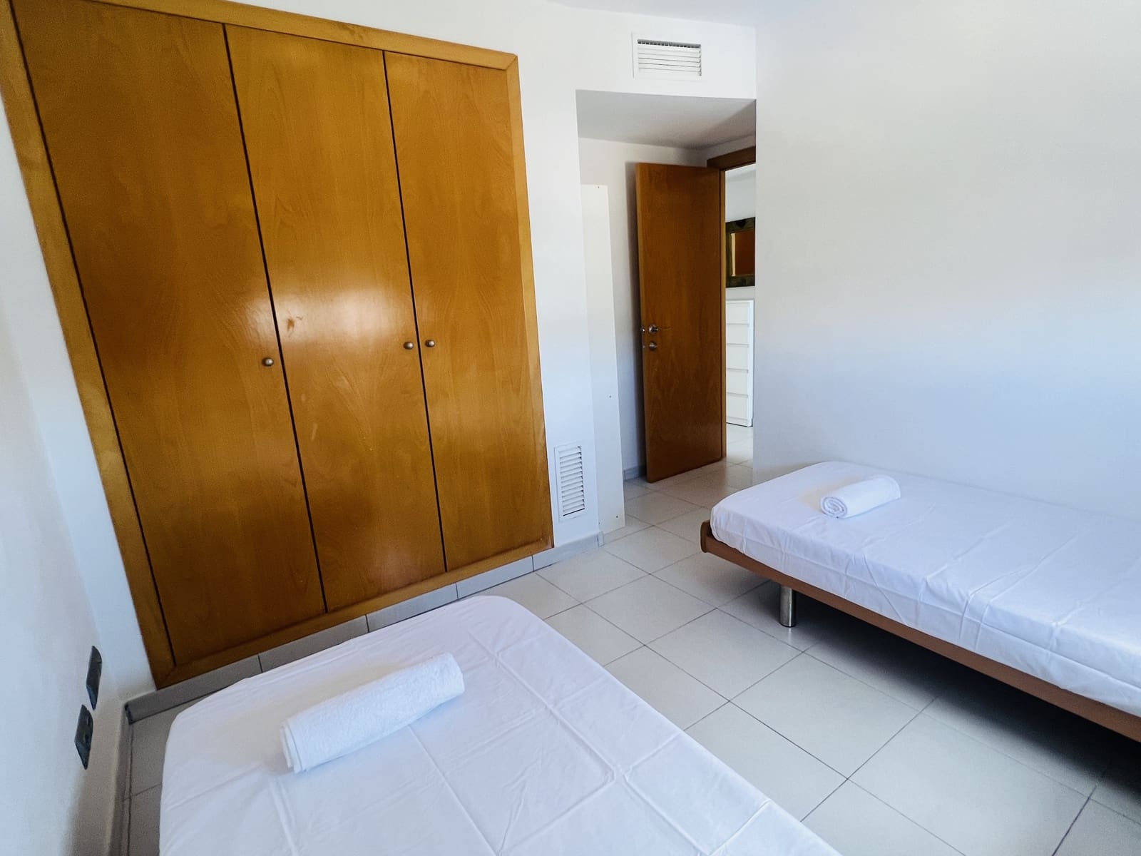 3 quarto Apartamento para venda em Playa d'en Bossa com piscina garagem - 795 000 € (Ref: 9470735)