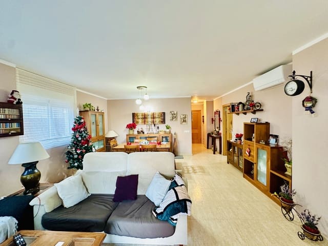 3 soveværelse Lejlighed til salg i Santa Eulalia / Santa Eularia - € 765.000 (Ref: 9498092)