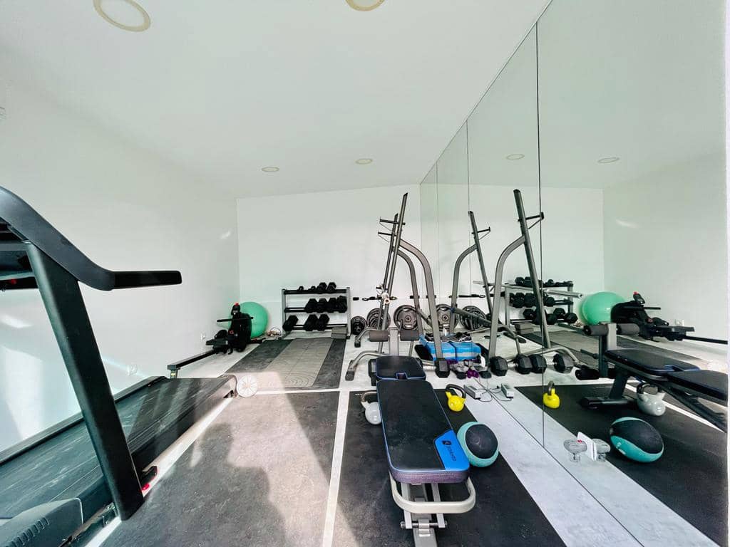 6 chambre Villa/Maison à vendre à Santa Eulalia / Santa Eularia avec piscine garage - 5 000 000 € (Ref: 9564017)