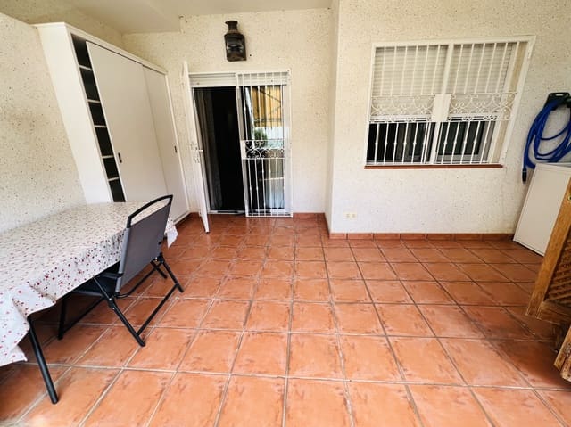 Apartamento de 1 habitación en Ibiza / Eivissa ciudad en venta con piscina garaje - 470.000 € (Ref: 9575372)