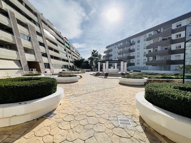 Apartamento de 1 habitación en Ibiza / Eivissa ciudad en venta con piscina garaje - 470.000 € (Ref: 9575372)