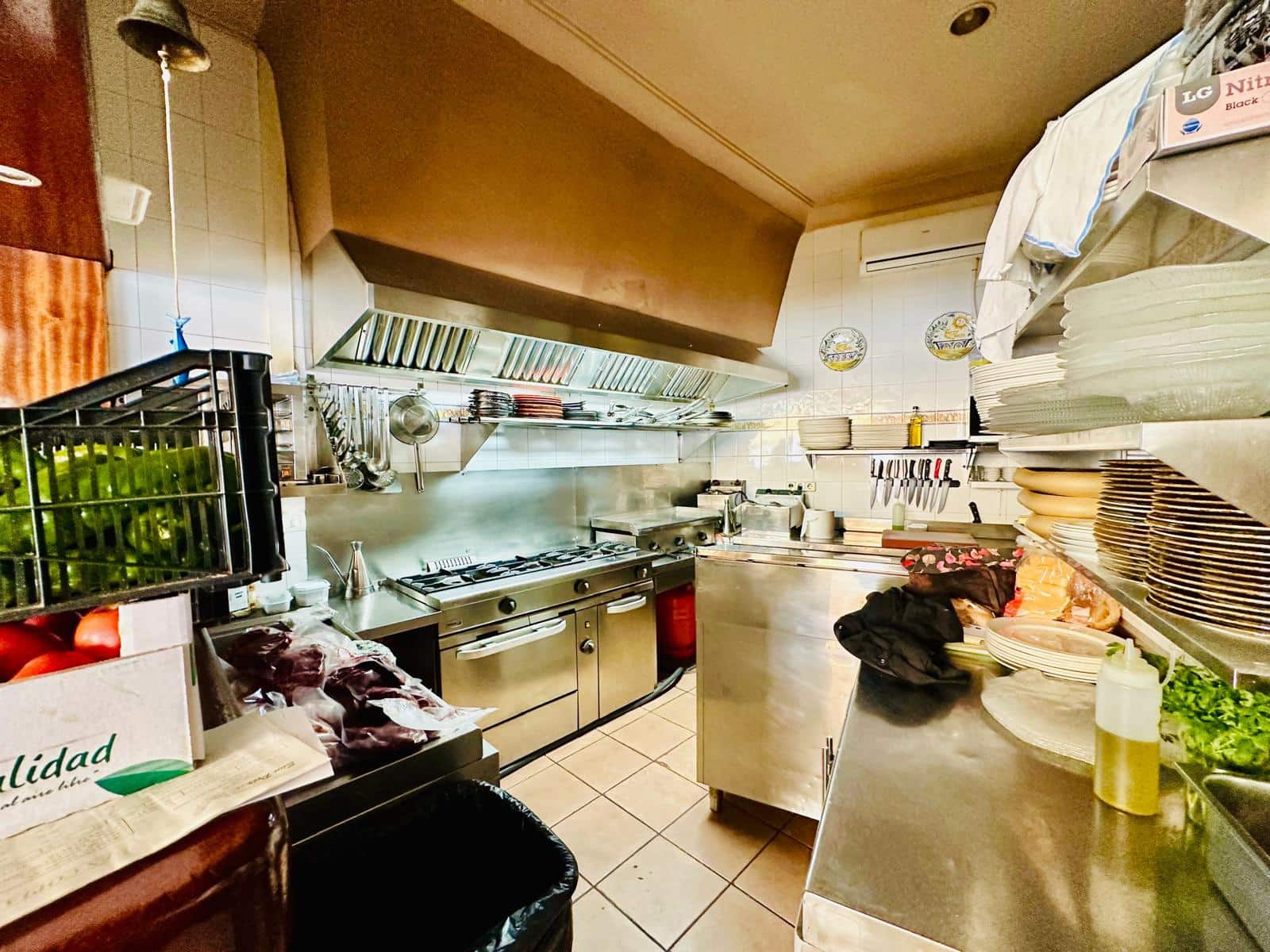 Comercial para arrendar em Santa Eulalia / Santa Eularia - 4 000 € (Ref: 9671147)