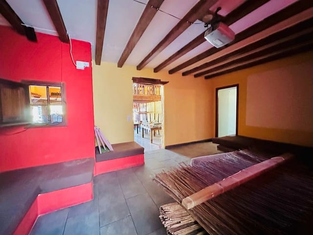Kommersiell till salu i San Jose / Sant Josep de Sa Talaia - 1 290 000 € (Ref: 9711132)