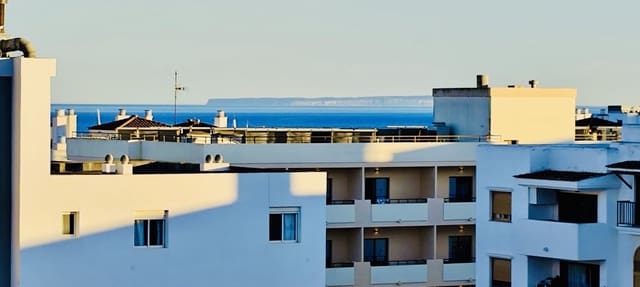 Apartamento de 3 habitaciones en Santa Eulalia / Santa Eularia en venta con garaje - 925.000 € (Ref: 9798398)