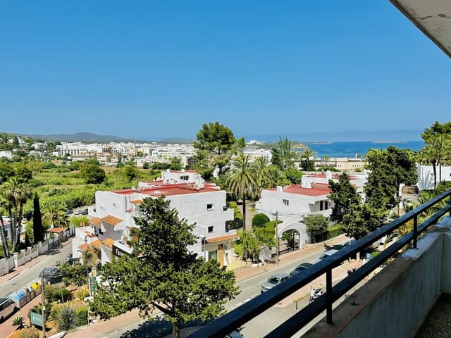 3 sovrum Lägenhet till salu i Santa Eulalia / Santa Eularia - 470 000 € (Ref: 9892748)