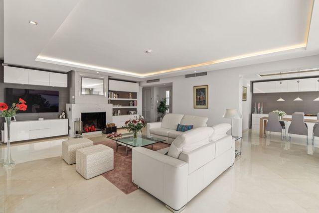 3 sovrum Takvåning till salu i Benahavís med pool garage - 1 395 000 € (Ref: 10115589)