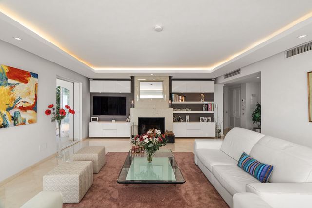3 sovrum Takvåning till salu i Benahavís med pool garage - 1 395 000 € (Ref: 10115589)
