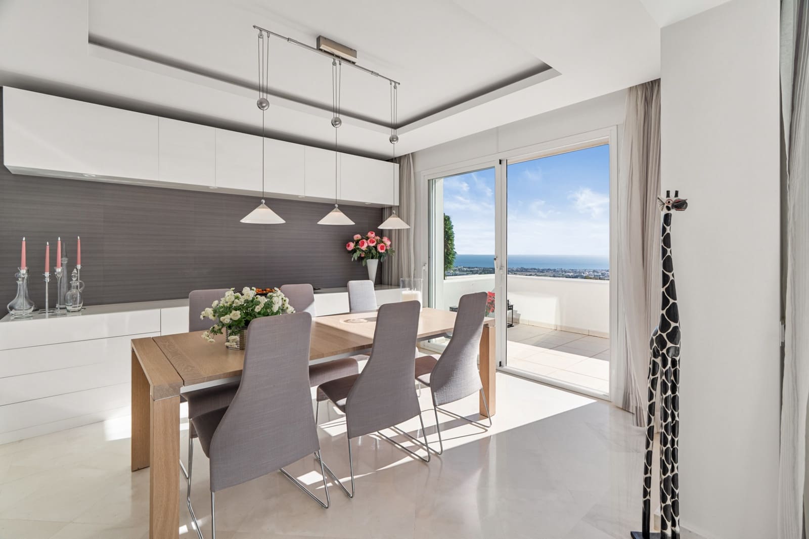 3 sovrum Takvåning till salu i Benahavis med pool garage - 1 395 000 € (Ref: 10115589)