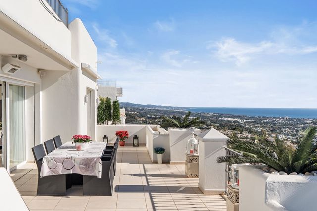 3 sovrum Takvåning till salu i Benahavís med pool garage - 1 395 000 € (Ref: 10115589)