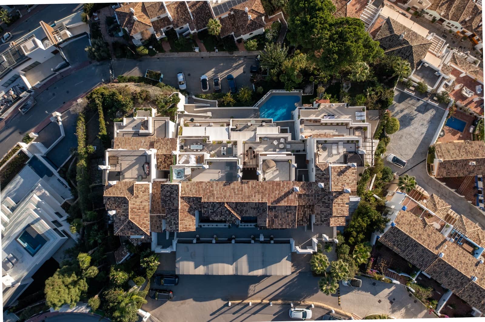3 sovrum Takvåning till salu i Benahavis med pool garage - 1 395 000 € (Ref: 10115589)