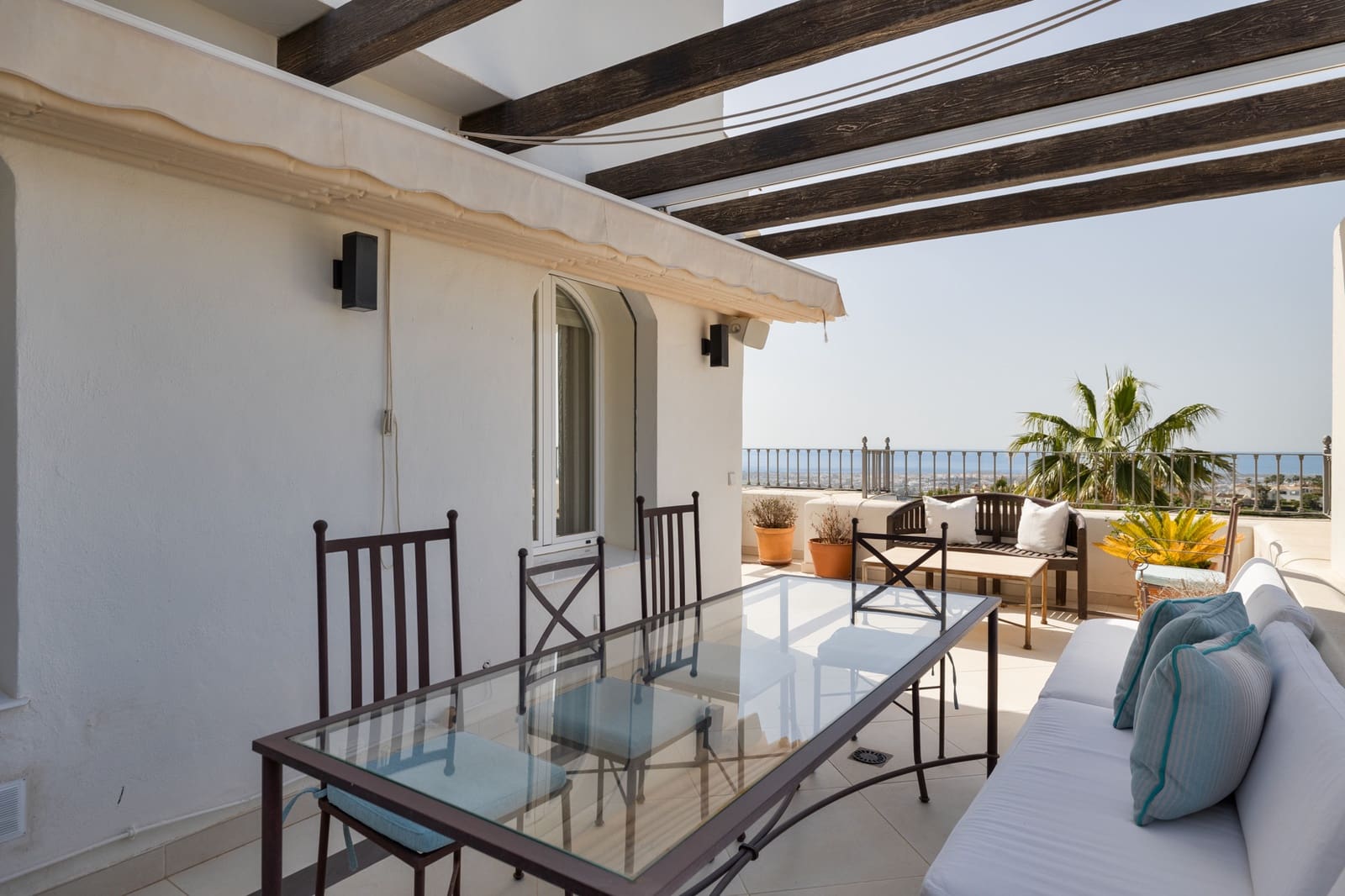 4 sovrum Takvåning till salu i Benahavis med pool garage - 1 795 000 € (Ref: 10115590)