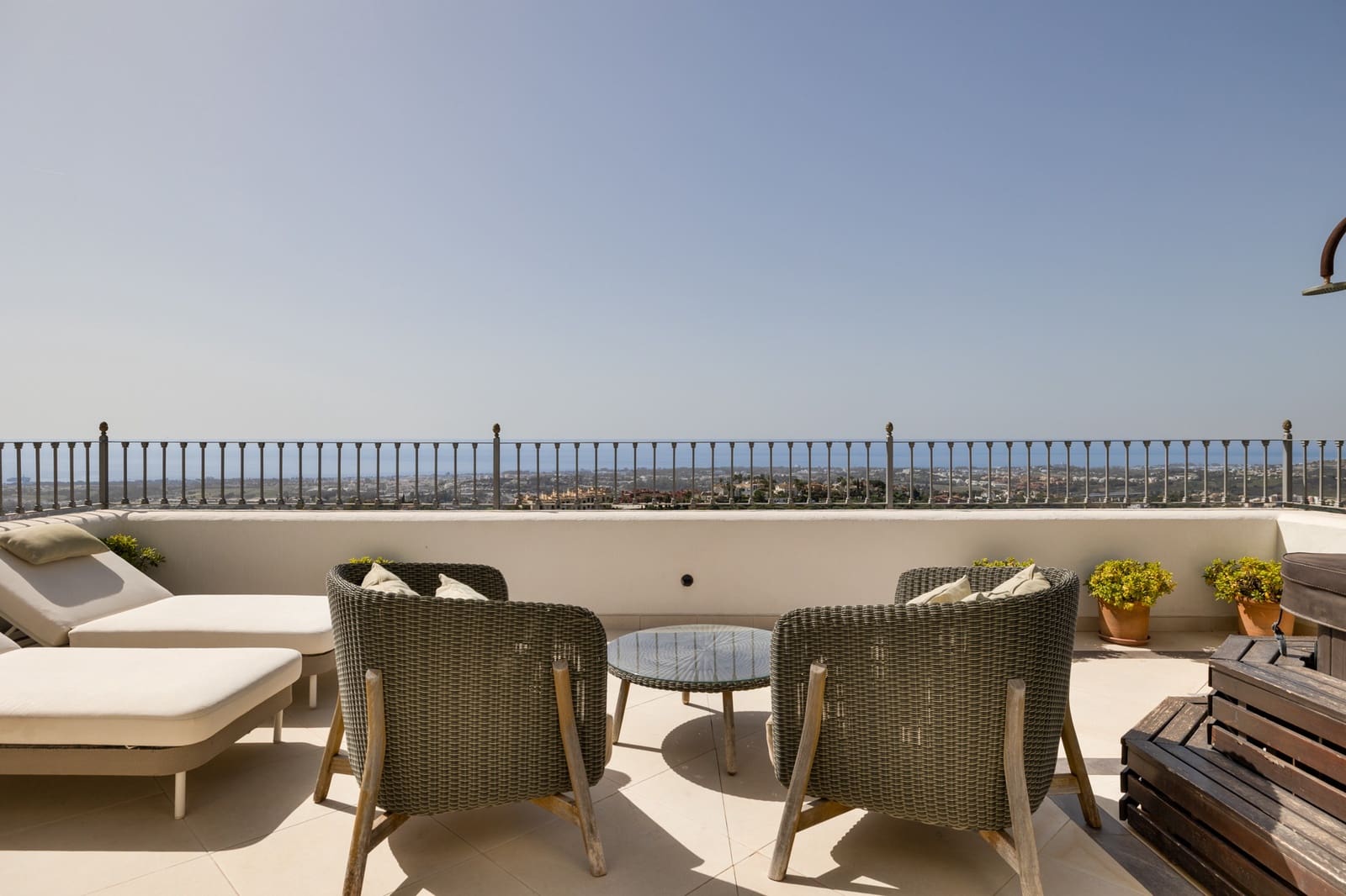 4 sovrum Takvåning till salu i Benahavis med pool garage - 1 795 000 € (Ref: 10115590)