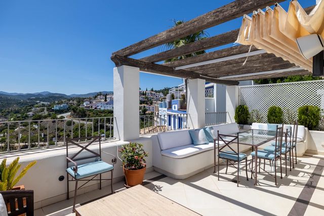 4 sovrum Takvåning till salu i Benahavís med pool garage - 1 795 000 € (Ref: 10115590)