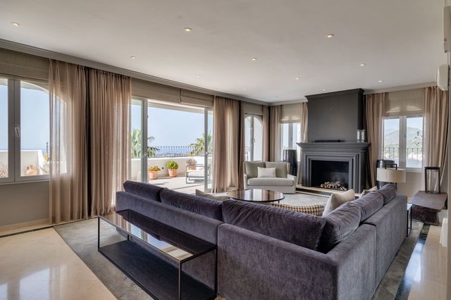 4 sovrum Takvåning till salu i Benahavís med pool garage - 1 795 000 € (Ref: 10115590)