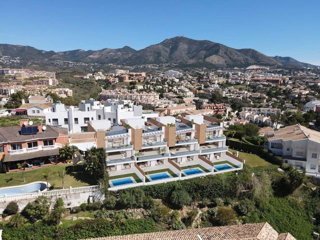 3 sovrum Hus till salu i Torreblanca, Fuengirola med pool garage - 1 460 000 € (Ref: 10115605)