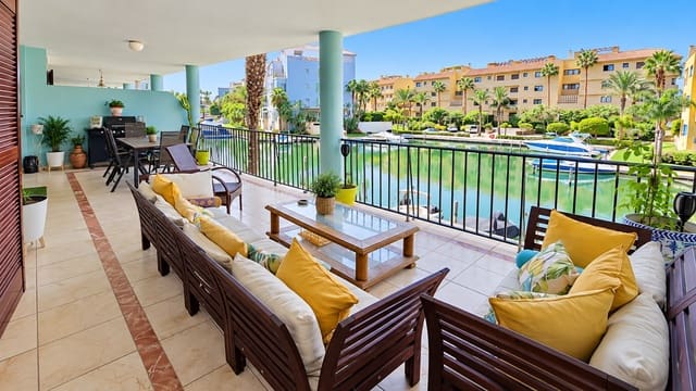 3 makuuhuone Huoneisto myytävänä paikassa Puerto de Sotogrande - La Marina, San Roque mukana uima-altaan - 680 000 € (Ref: 10119063)