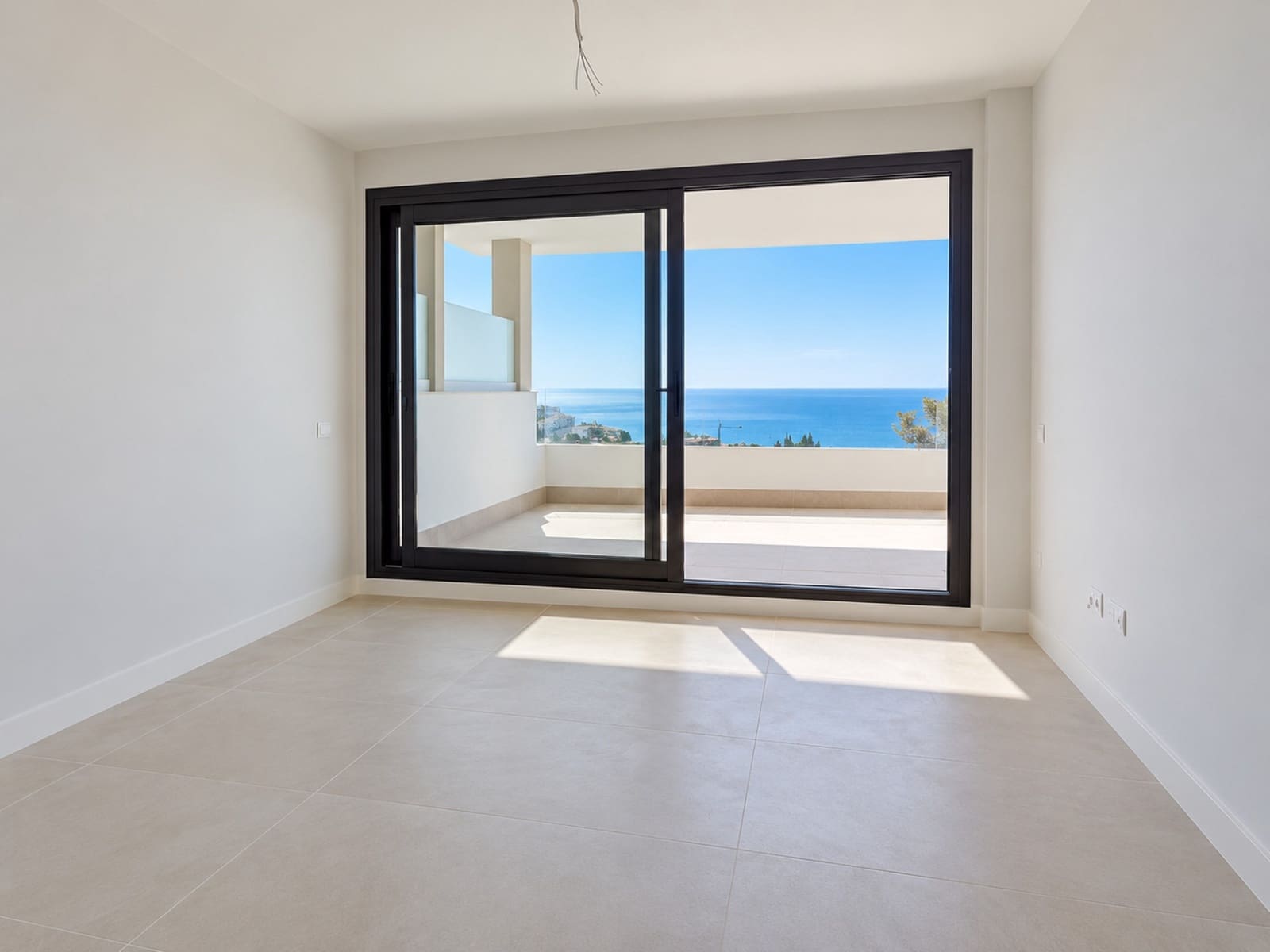 Ático de 2 habitaciones en Benalmadena Costa en venta con piscina garaje - 643.000 € (Ref: 10119064)