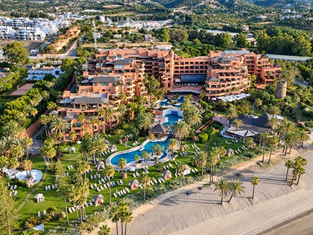 2 sovrum Lägenhet till salu i Kempinski, Estepona med pool - 995 000 € (Ref: 10146724)