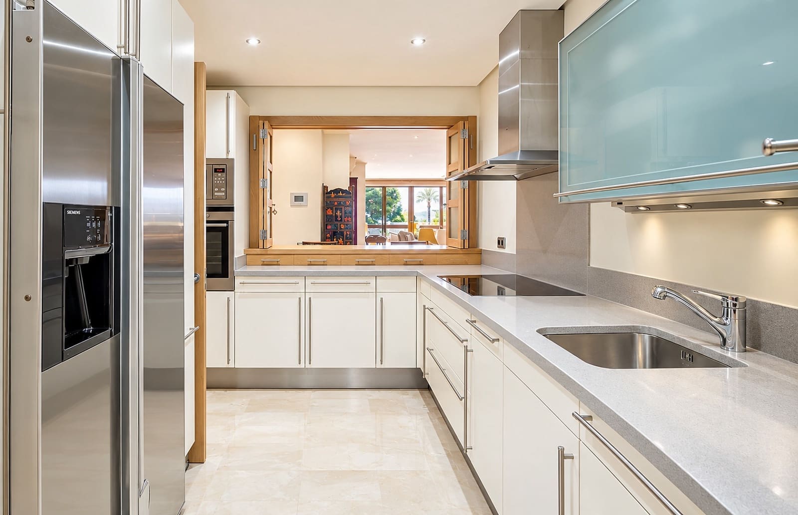 2 chambre Appartement à vendre à Marbella avec piscine garage - 1 200 000 € (Ref: 10146725)