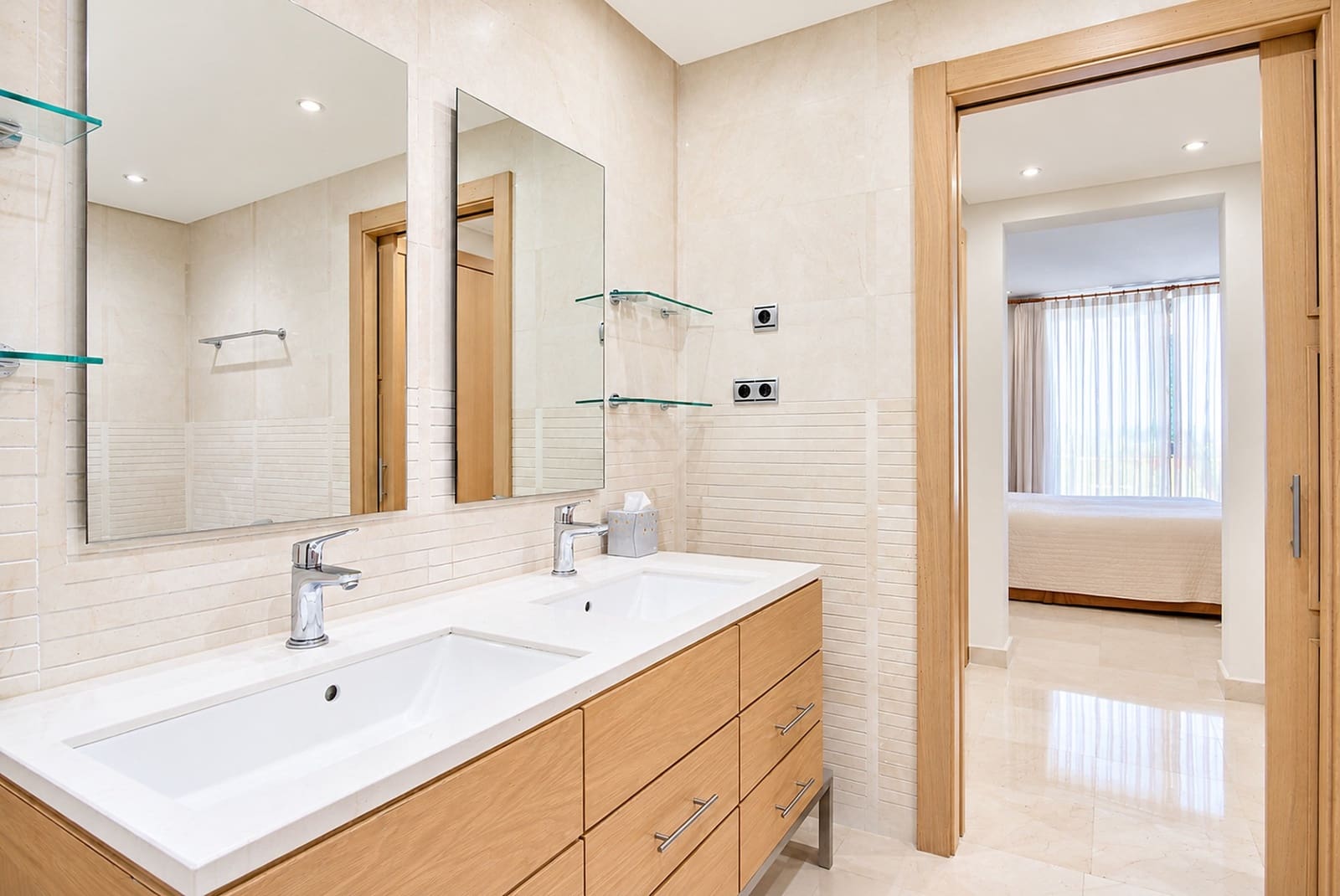 2 chambre Appartement à vendre à Marbella avec piscine garage - 1 200 000 € (Ref: 10146725)