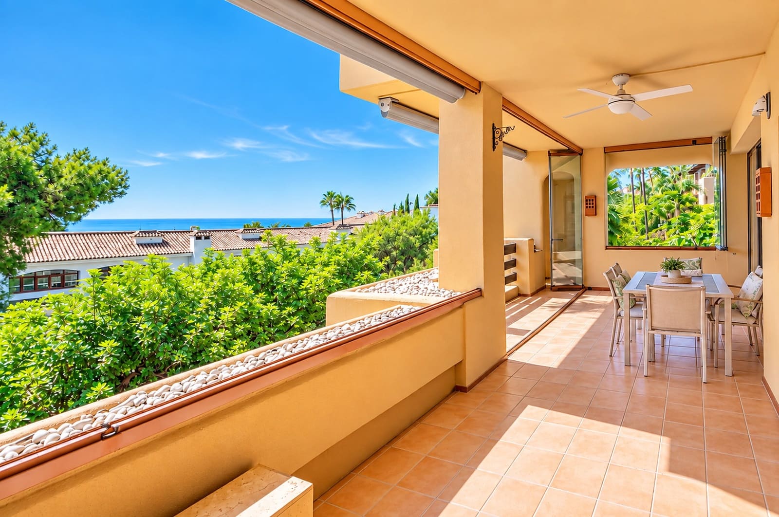 2 chambre Appartement à vendre à Marbella avec piscine garage - 1 200 000 € (Ref: 10146725)