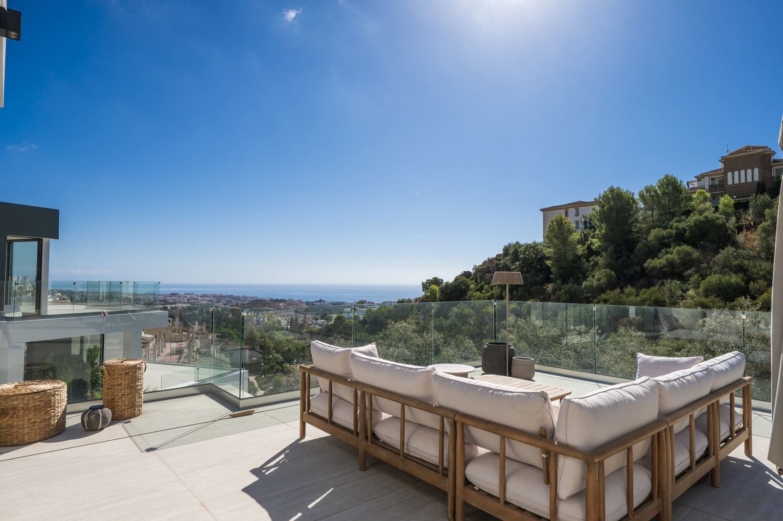 5 bedroom Villa for sale in Benalmadena with pool garage - € 2,100,000 (Ref: 10164838)