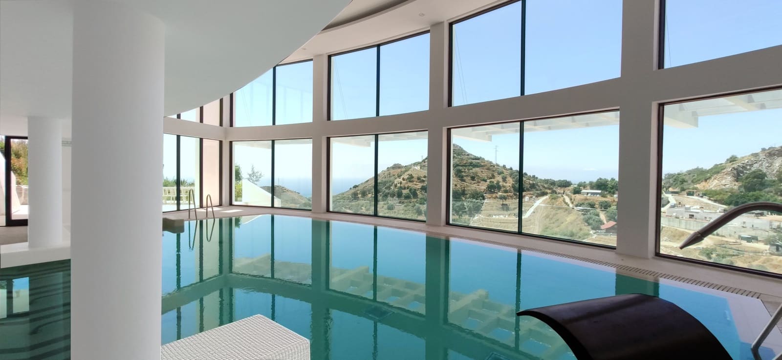 5 soveværelse Villa til salg i Marbella med swimmingpool garage - € 4.700.000 (Ref: 7087837)