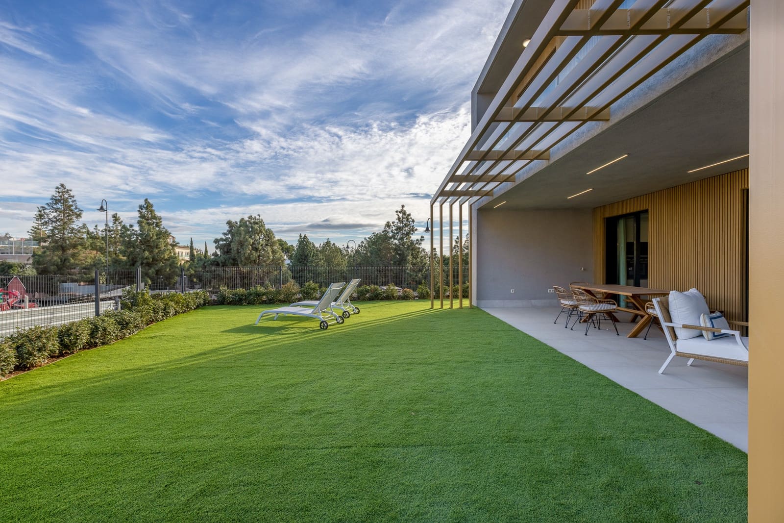 4 soverom Hus til salgs i Mijas Costa med svømmebasseng garasje - € 739 000 (Ref: 7098071)