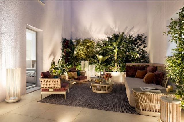2 bedroom Apartment for sale in Centro, Estepona with pool garage - € 549,000 (Ref: 7099357)