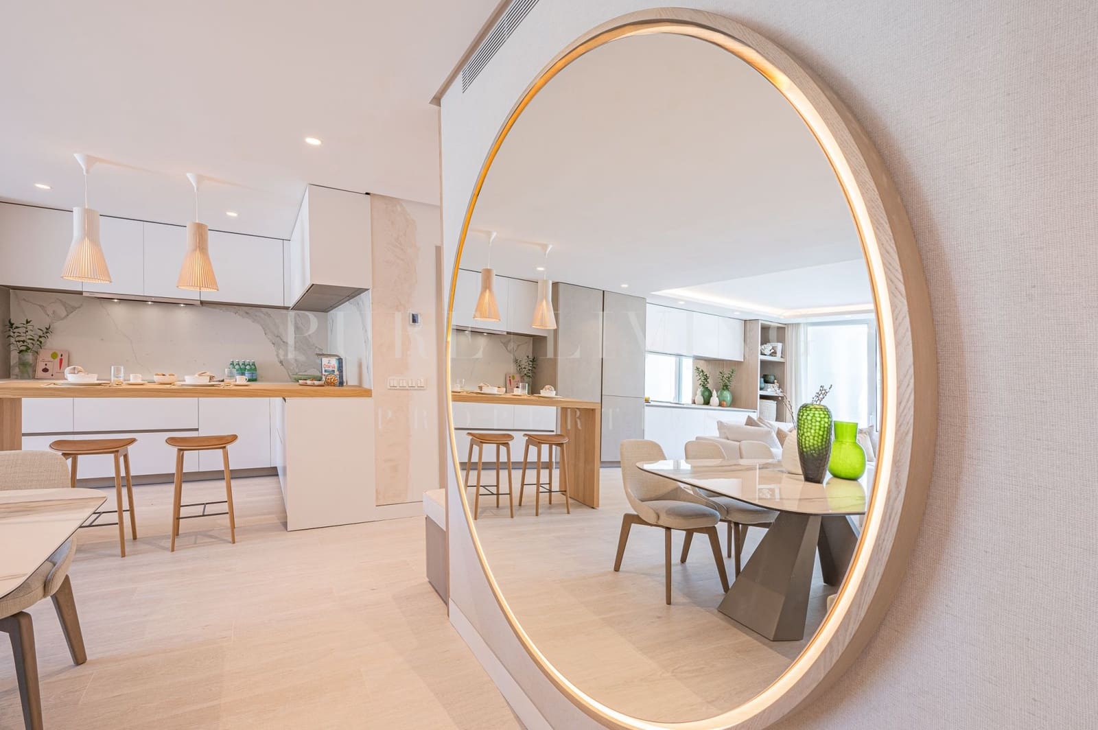 3 bedroom Apartment for sale in Marbella with pool garage - € 3,950,000 (Ref: 7099362)