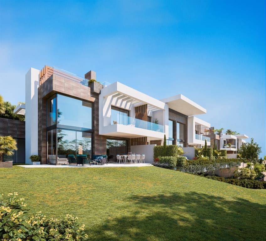 4 soveværelse Semi-Rækkehus til salg i Marbella med swimmingpool garage - € 1.675.000 (Ref: 7104943)